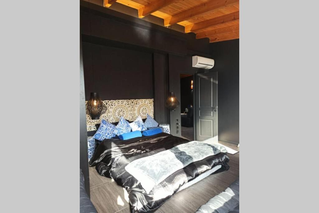 Accessible Luxury Villa Artemida  Exterior photo